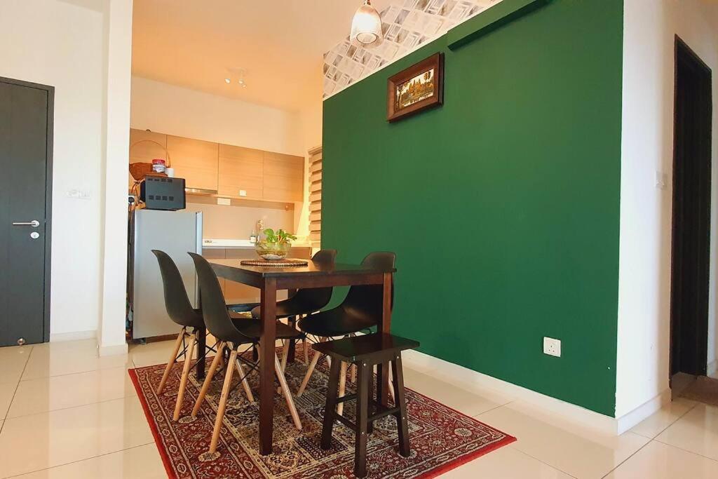 Aldridge Residence Cosy Apt @Emira Residence Shah Alam Extérieur photo